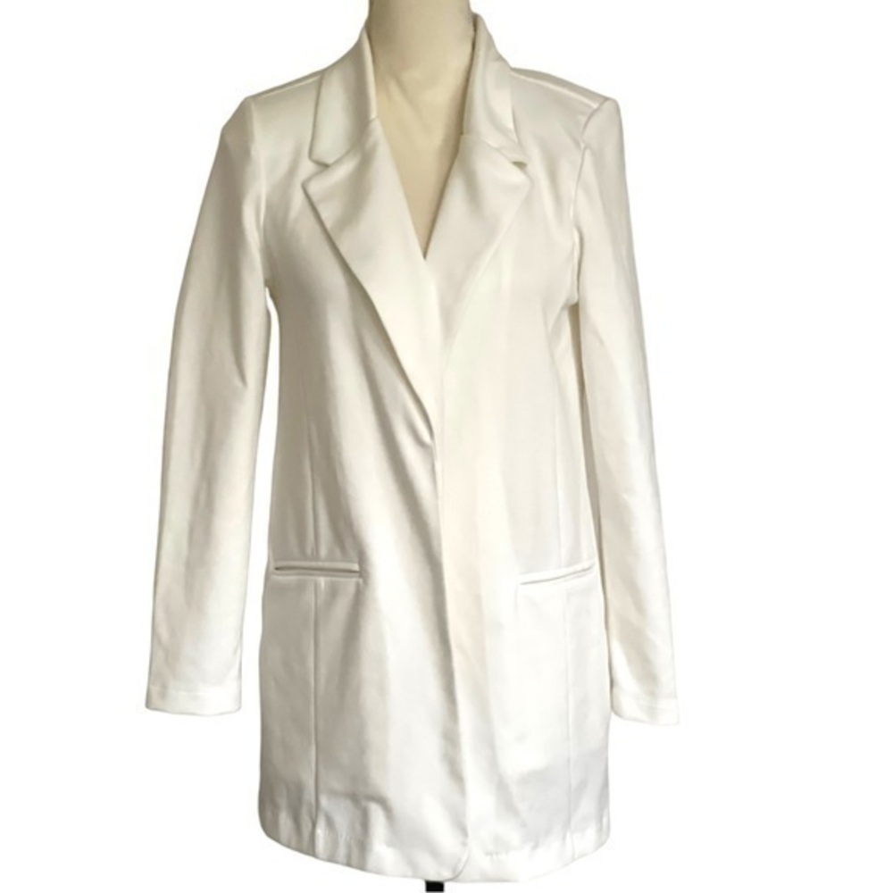 NWOT Stoosh White Jacket Size S